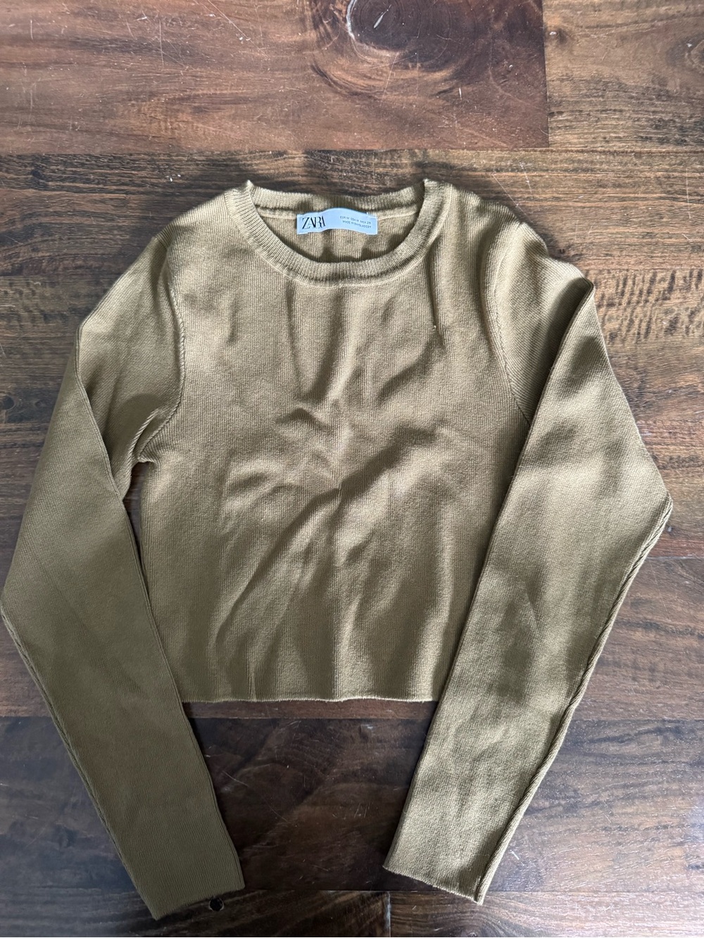 Zara Women's Cropped Knit Long-Sleeve Top in Camel